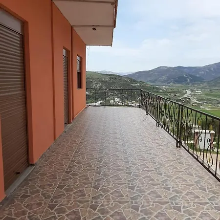 Lula Apartment Tepelene